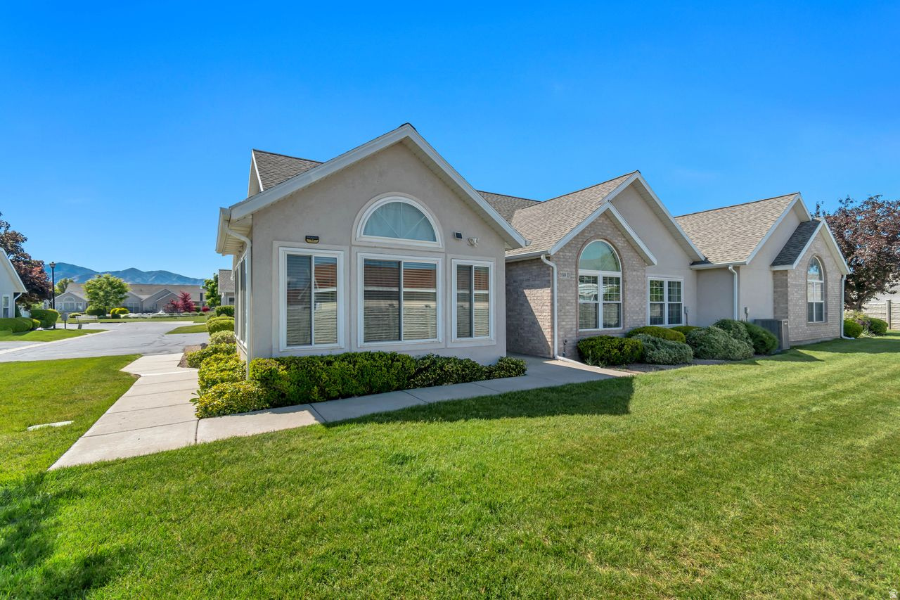 3549 S VILLA DR #D, West Valley City, UT 84120 — photo 1