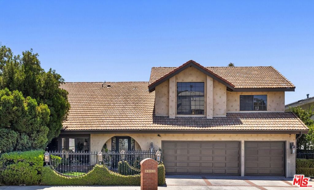 8000 Oceanus Drive, Los Angeles, CA 90046 — photo 1