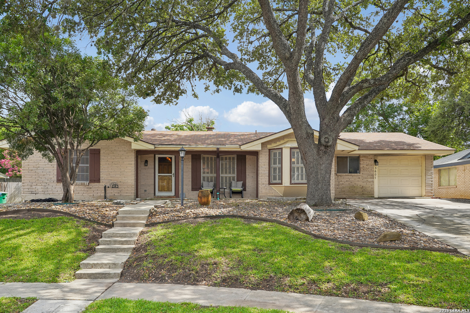 3607 FALLS CREEK DR, San Antonio, TX 78230 — photo 1