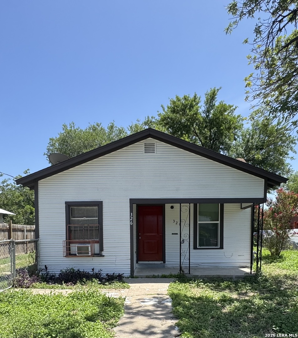 326 STONEWALL ST, San Antonio, TX 78214 — photo 1