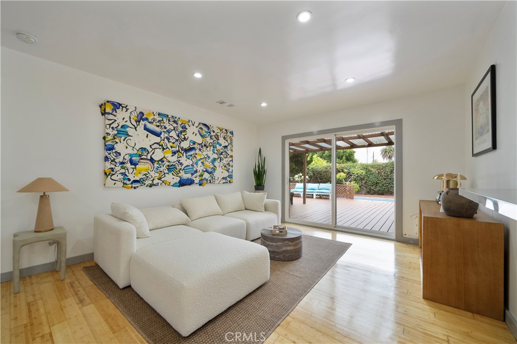 4217 Stewart, Los Angeles, CA 90066 — photo 1