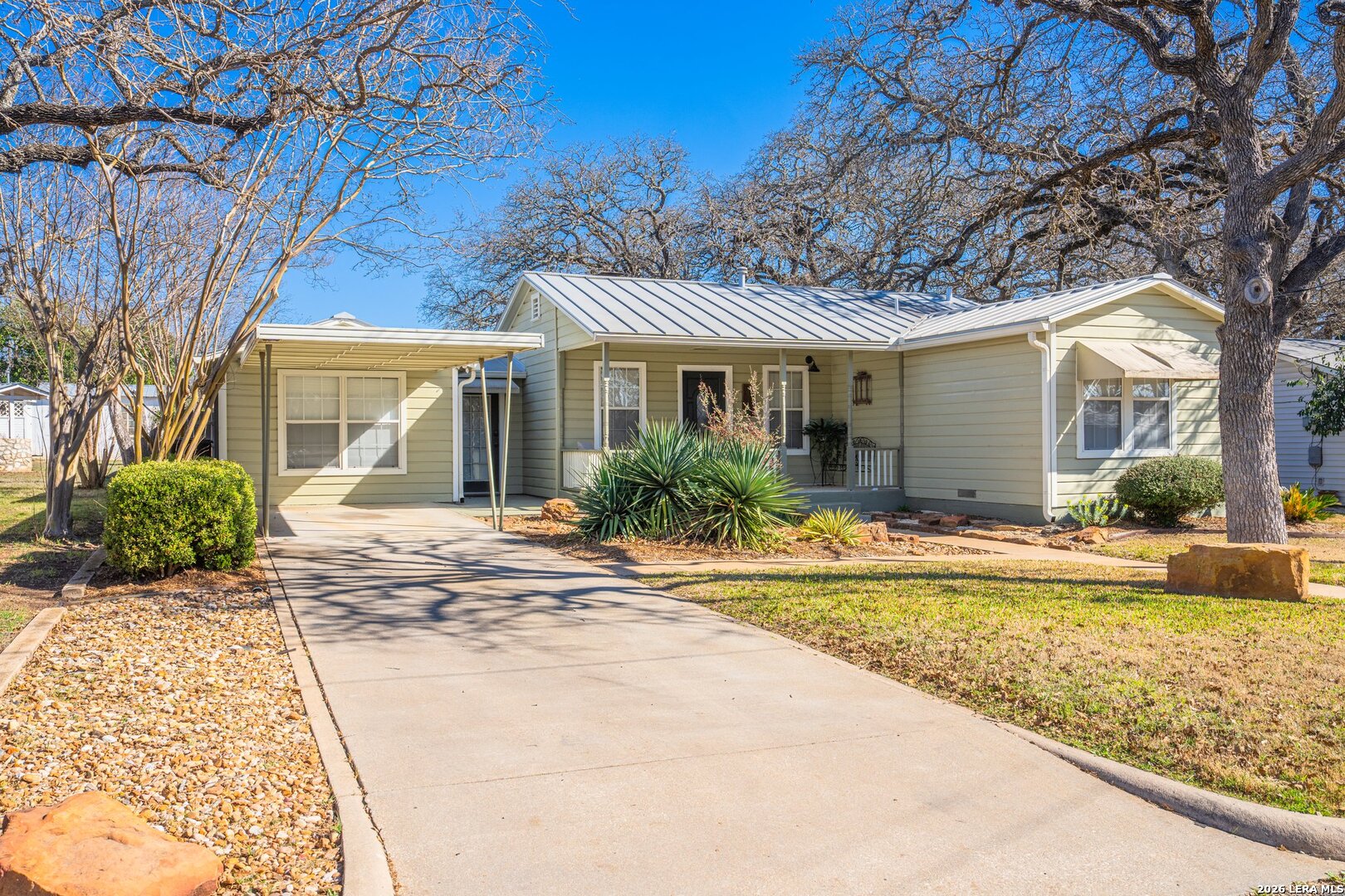 110 Beverly Drive, Fredericksburg, TX 78624 — photo 1