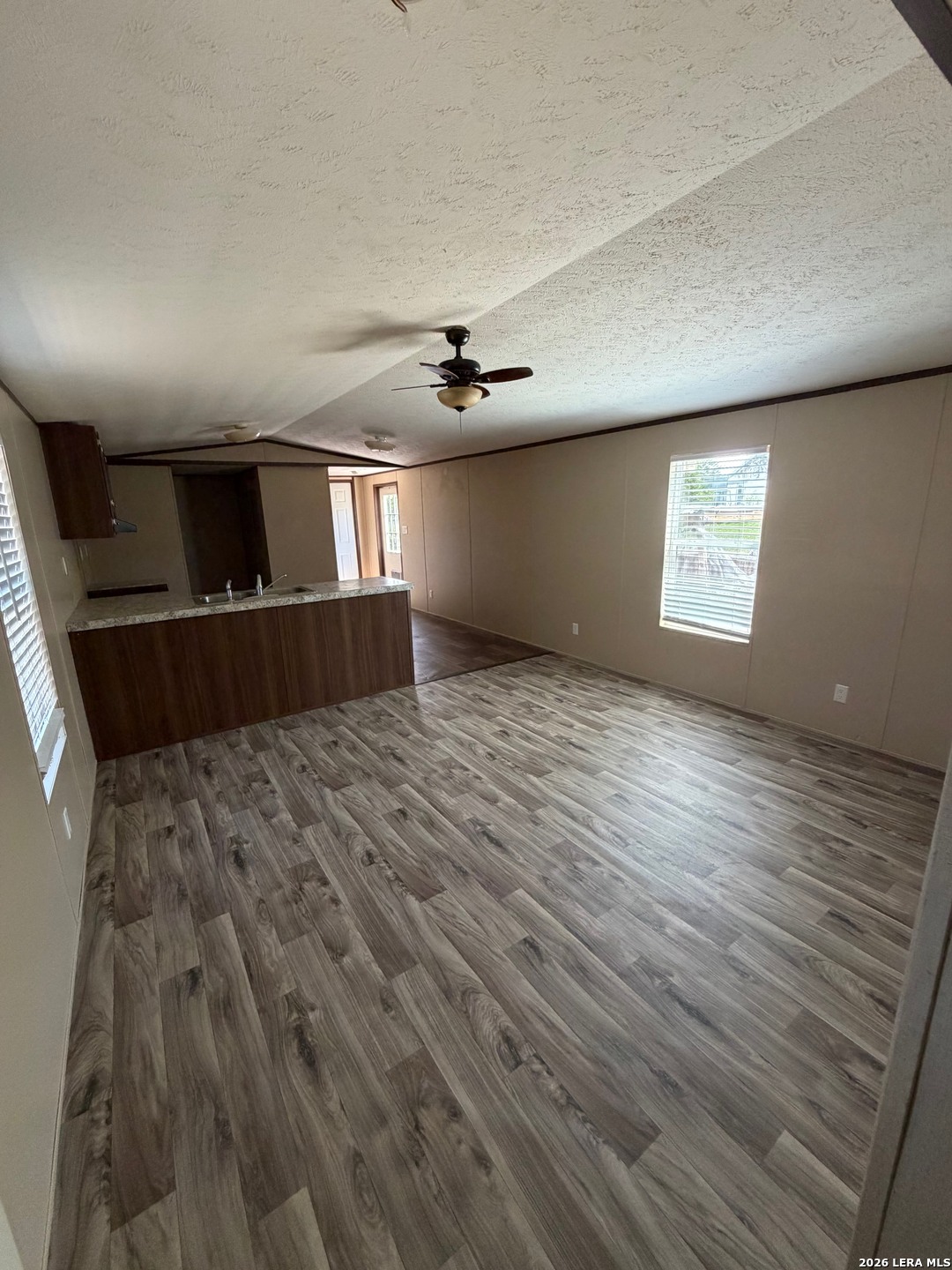 6905 Lovers Ln, Brownwood, TX 76801 — photo 1