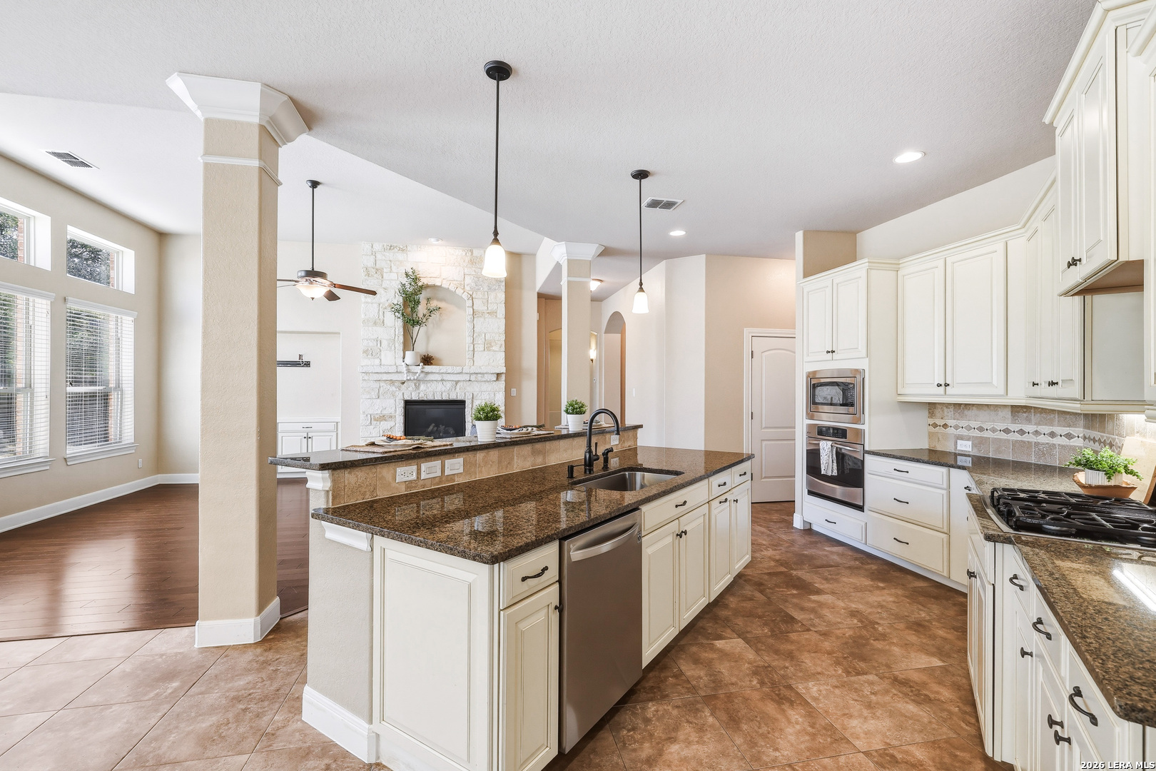 1002 Gazania Hill, San Antonio, TX 78260 — photo 1