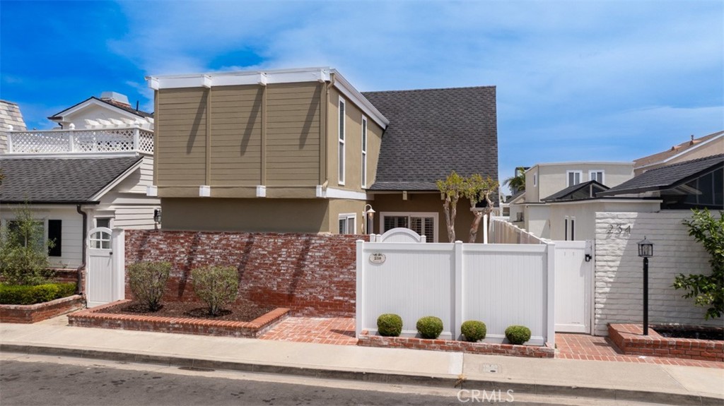 238 Walnut Street, Newport Beach, CA 92663 — photo 1