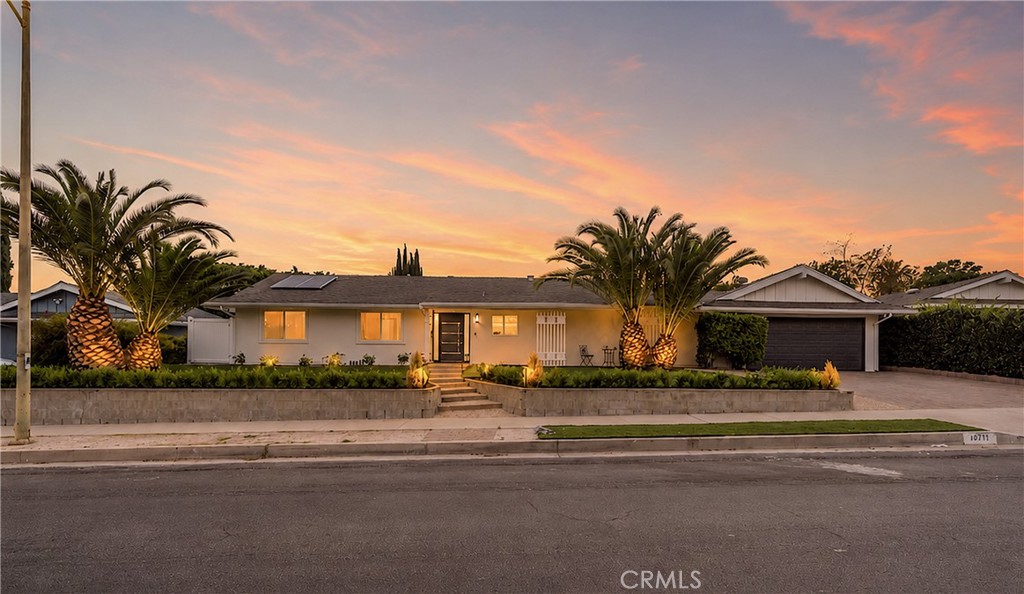 10111 Oso Avenue, Chatsworth, CA 91311 — photo 1