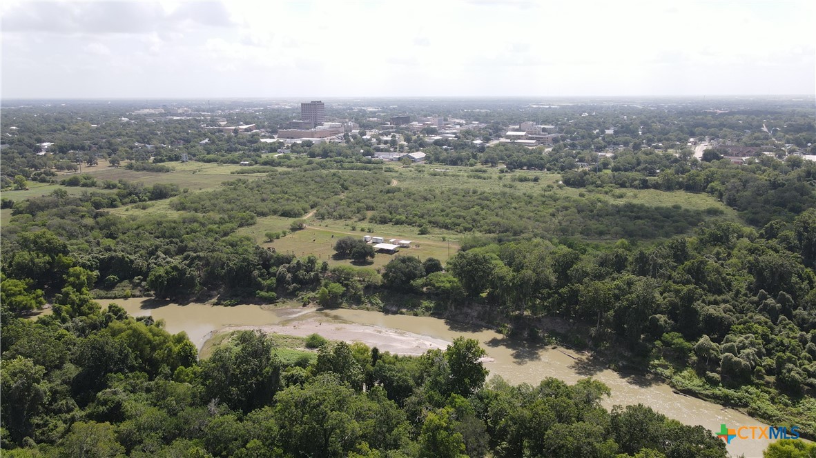 601 W Church Street, Victoria, TX 77901 — photo 1