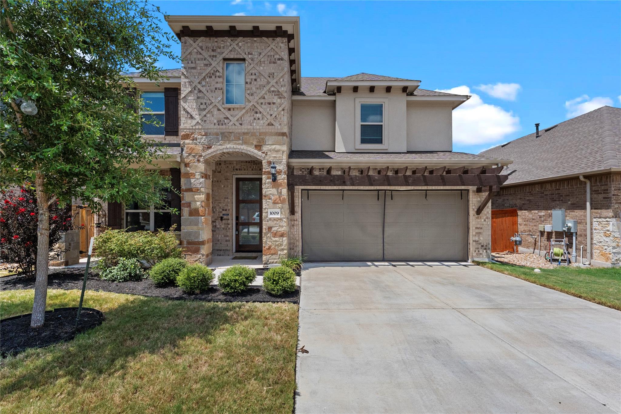 1009 Amber Creek Way, Leander, TX 78641 — photo 1