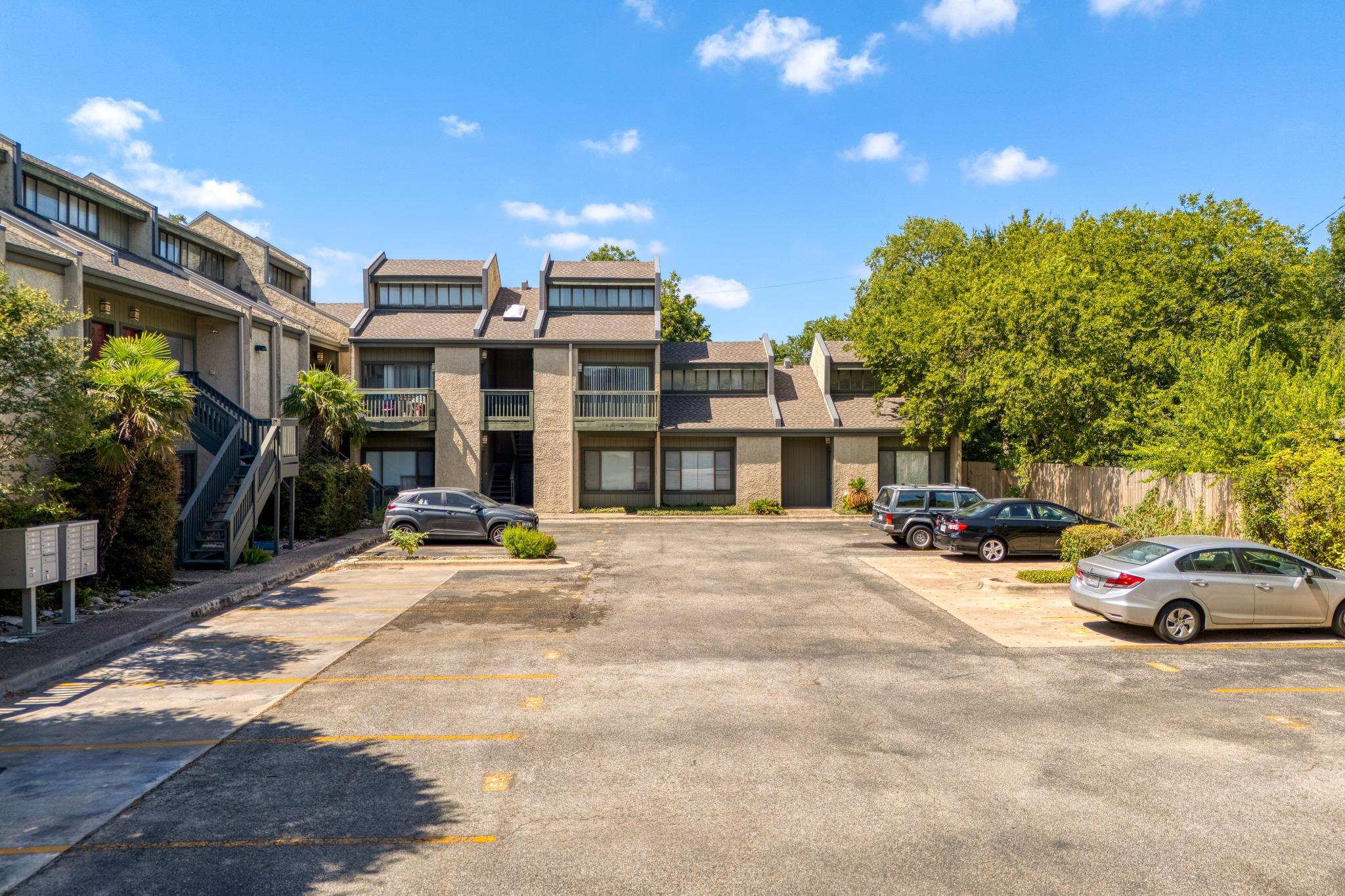 601  Nelray Blvd  #6, Austin, TX 78751 — photo 1