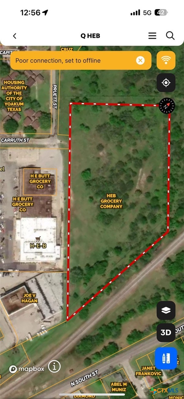 200 W Gonzales, Yoakum, TX 77995 — photo 1