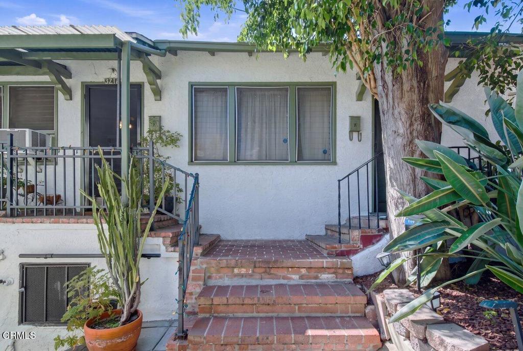 3214 Descanso Drive, Los Angeles, CA 90026 — photo 1
