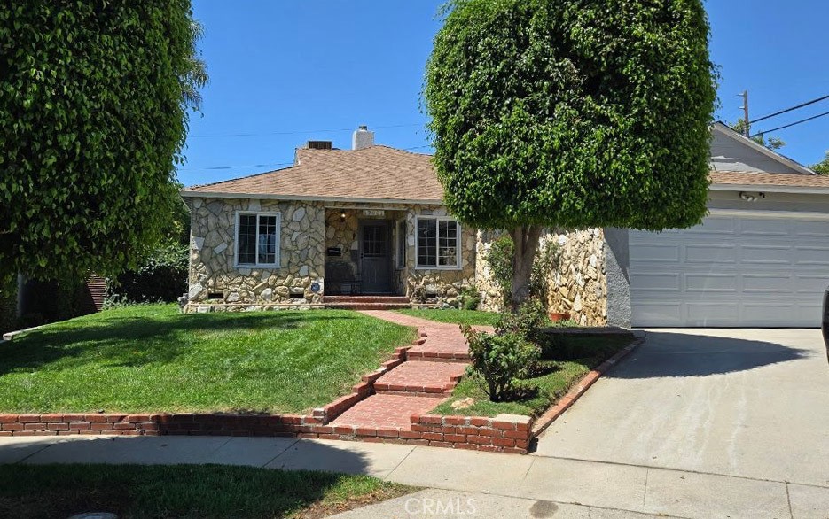 17001 Cantara, Lake Balboa, CA 91406 — photo 1