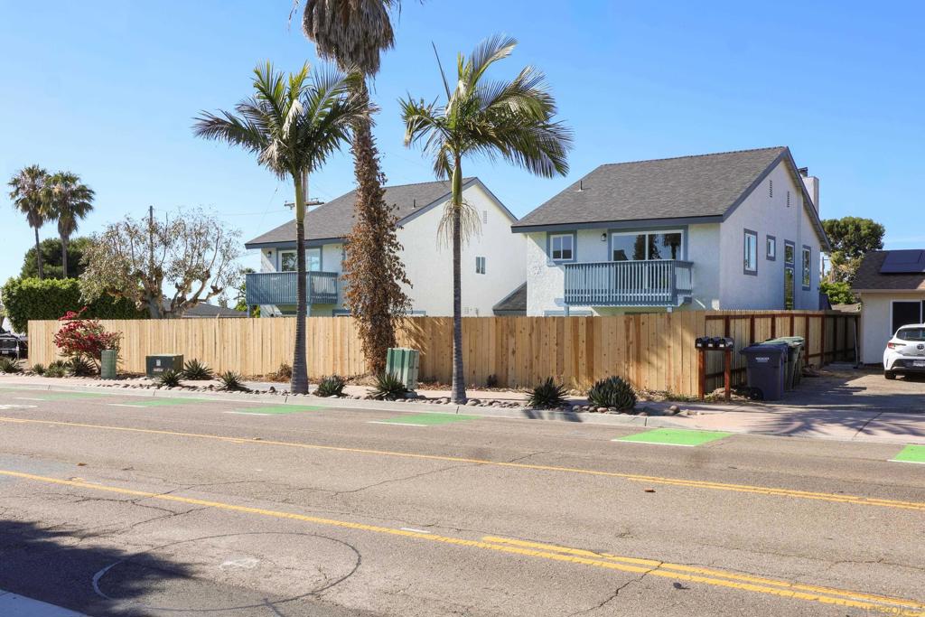 658 660 Santa Fe Dr., Encinitas, CA 92024 — photo 1