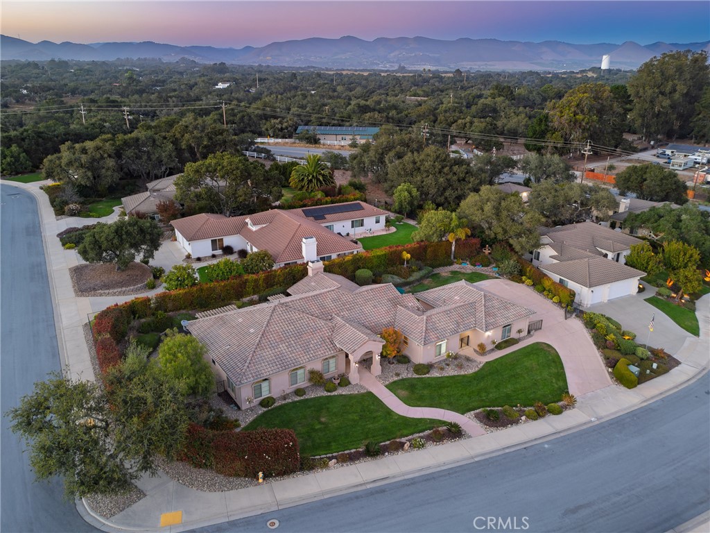 616 Misty Glen