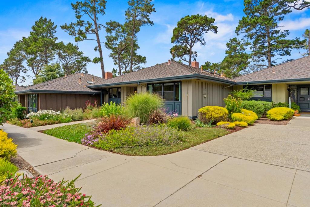 20 Del Mesa Carmel, Carmel, CA 93923 — photo 1
