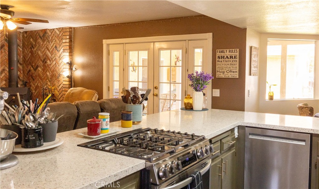 15078 Cactus, Hesperia, CA 92345 — photo 1