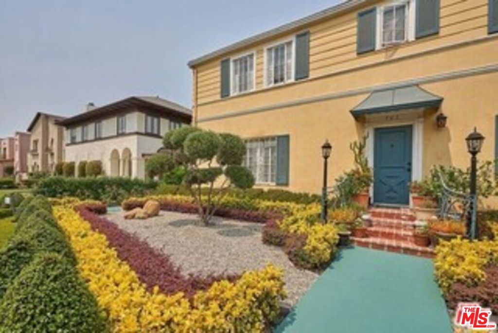 701 Lorraine Boulevard, Los Angeles, CA 90005 — photo 1