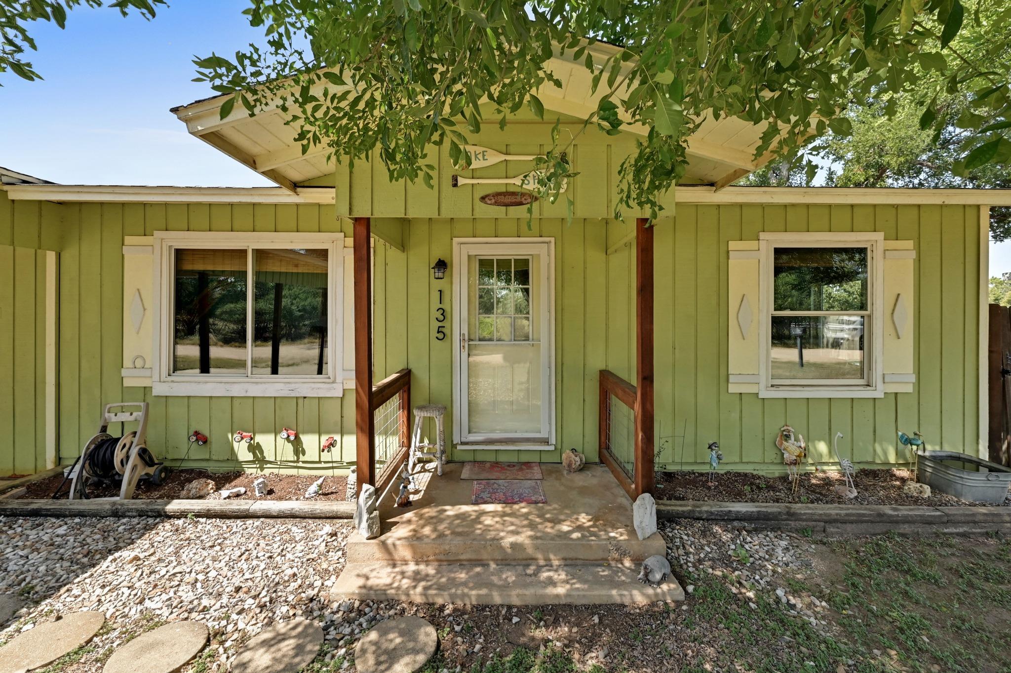 135 E Hickory Dr, Granite Shoals, TX 78654 — photo 1