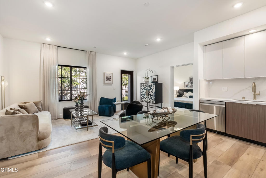 139 S Oak Knoll Avenue 402, Pasadena, CA 91101 — photo 1