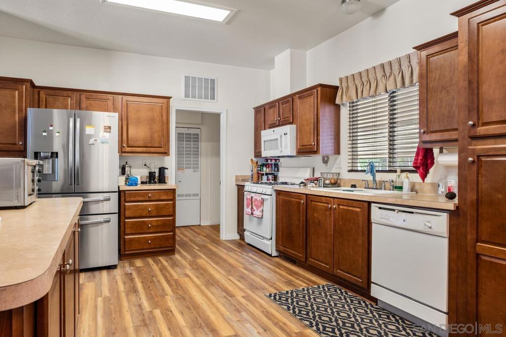 525 W El Norte Parkway 75, Escondido, CA 92026 — photo 1