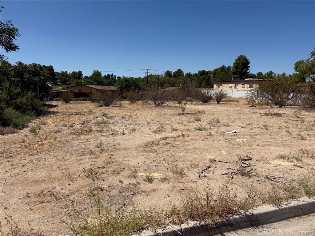 16333 Molino, Victorville, CA 92395 — photo 1
