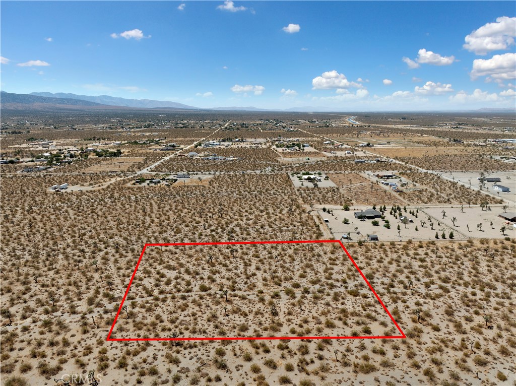 2 Wintergreen Rd, Pinon Hills, CA 92372 — photo 1
