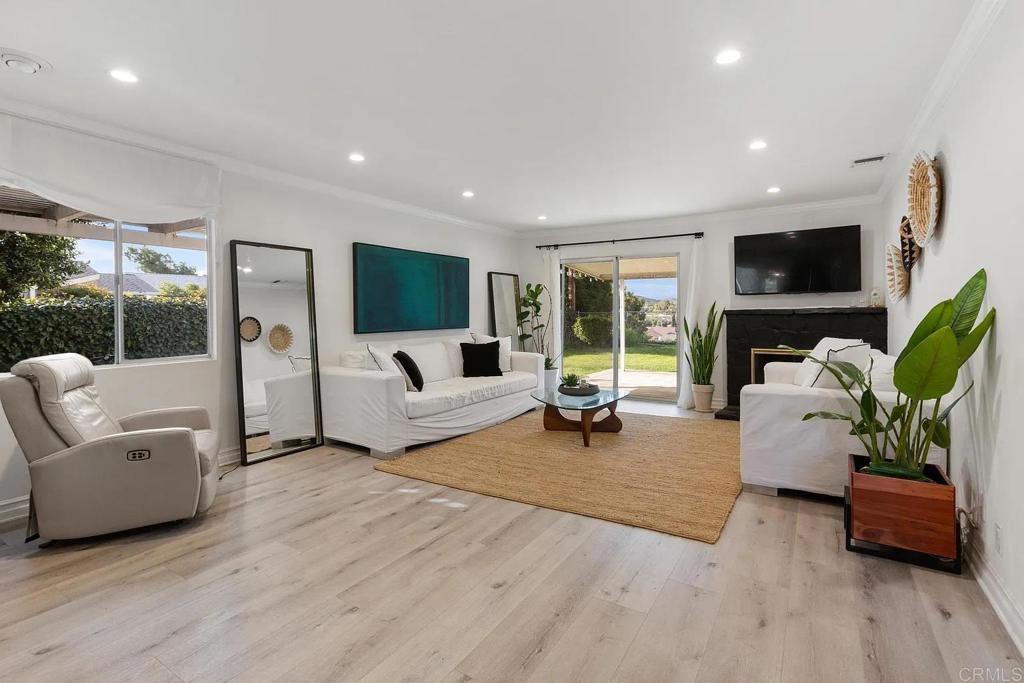 183 Sandberg Street, Thousand Oaks, CA 91360 — photo 1