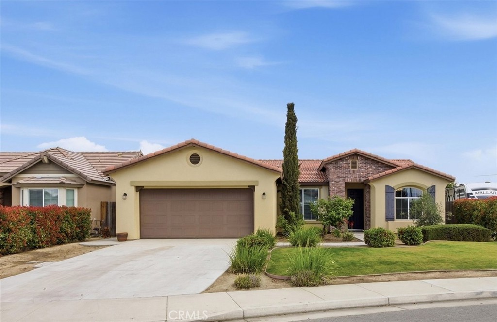 1906 McIntosh Way, Bakersfield, CA 93312 — photo 1