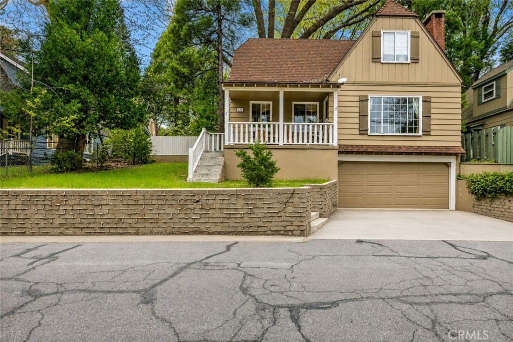 248 Oak, Lake Arrowhead, CA 92352 — photo 1
