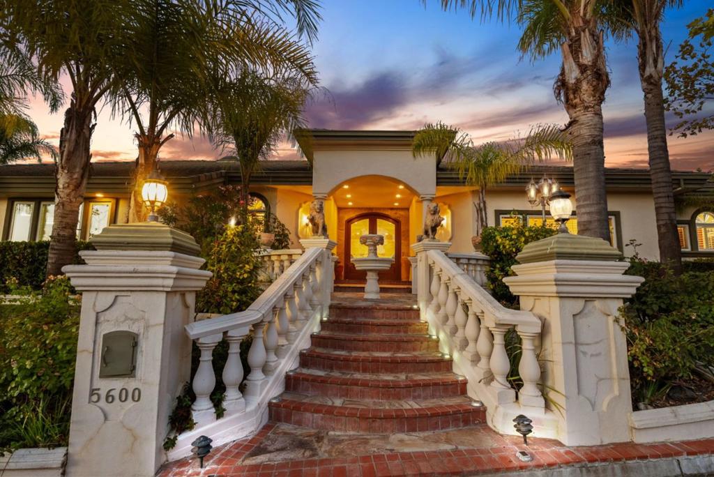 5600 Country Club Parkway, San Jose, CA 95138 — photo 1