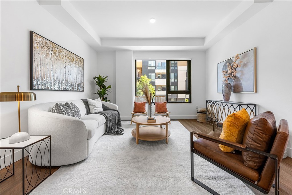 709 E Walnut Street 214, Pasadena, CA 91101 — photo 1
