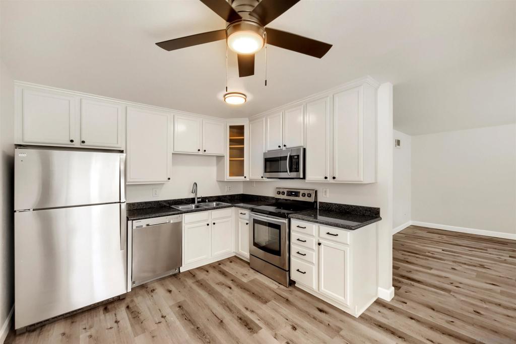 6333 College Grove Way 5111, San Diego, CA 92115 — photo 1