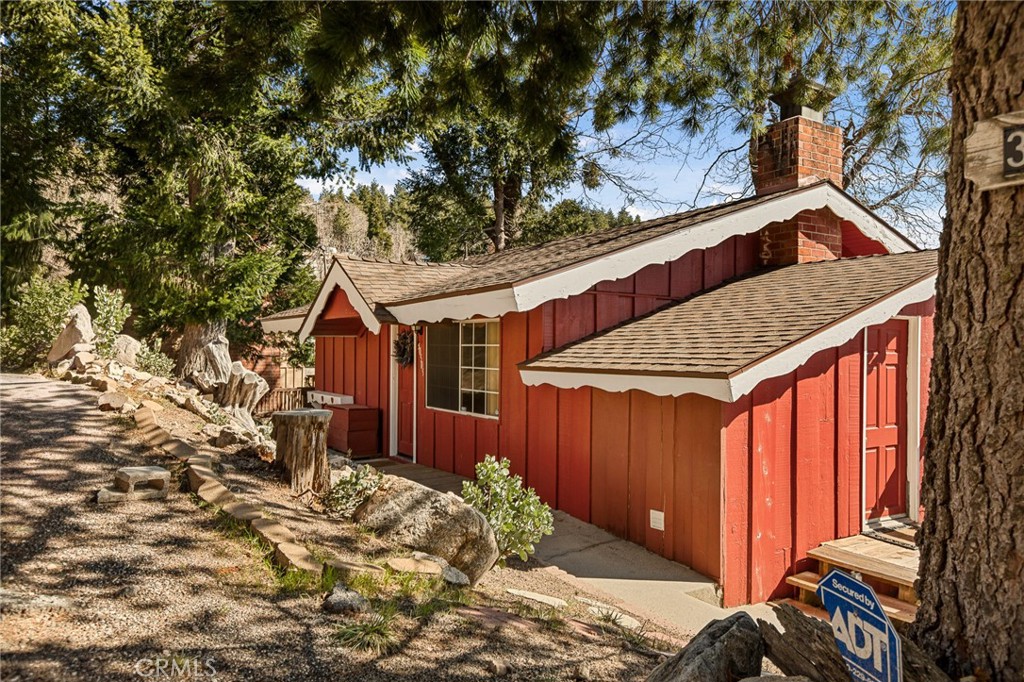 30509 Live Oak, Running Springs, CA 92382 — photo 1