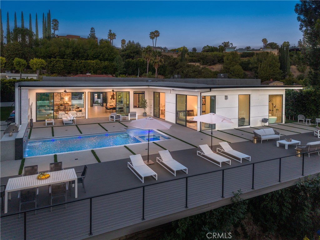 17977 Medley Drive, Encino, CA 91316 — photo 1