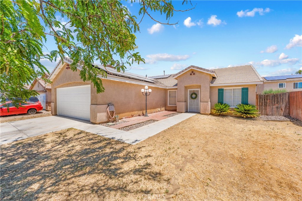 45420 Fairbanks, Lancaster, CA 93534 — photo 1