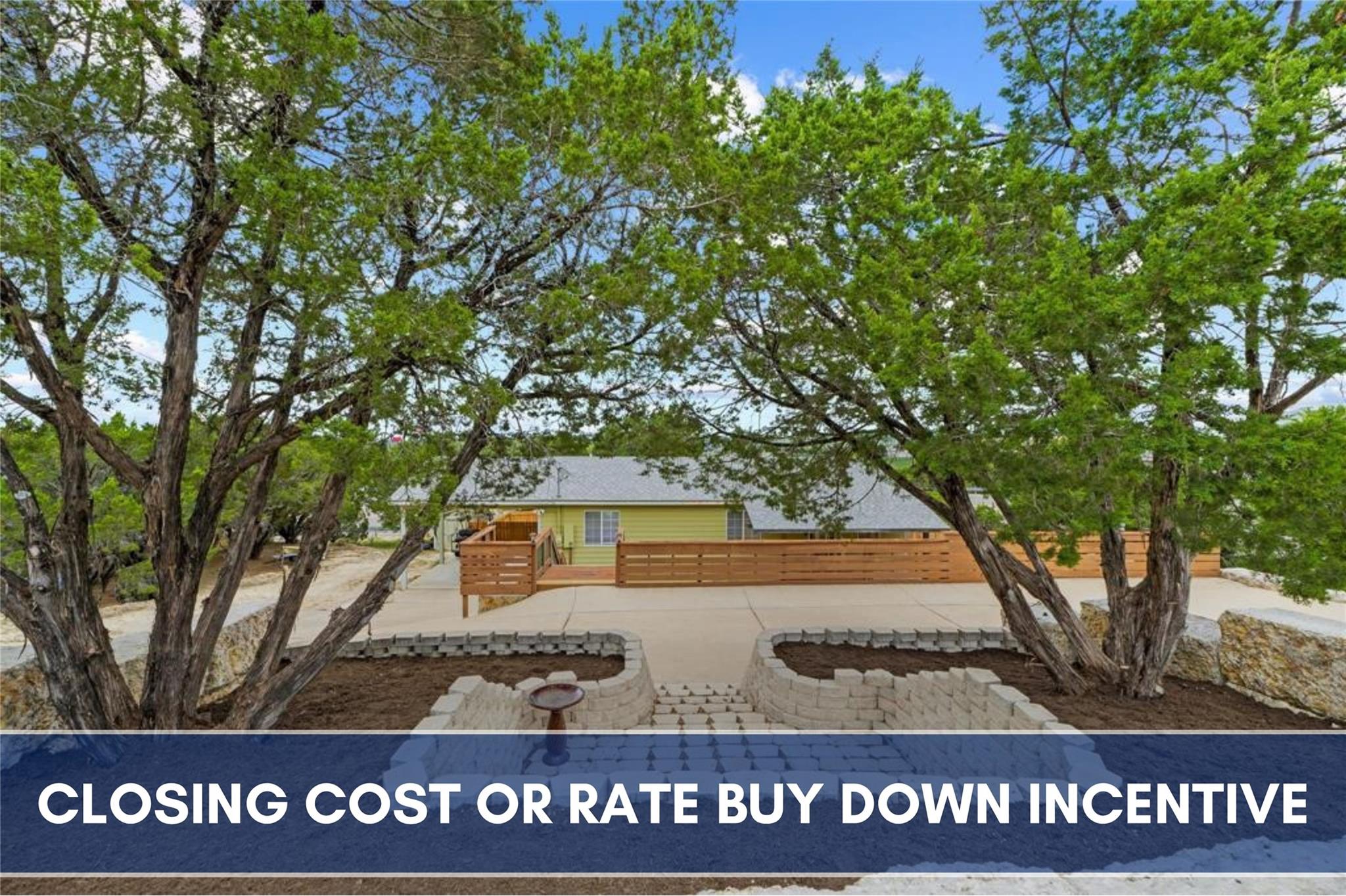 8104 Bronco Ln, Lago Vista, TX 78645 — photo 1
