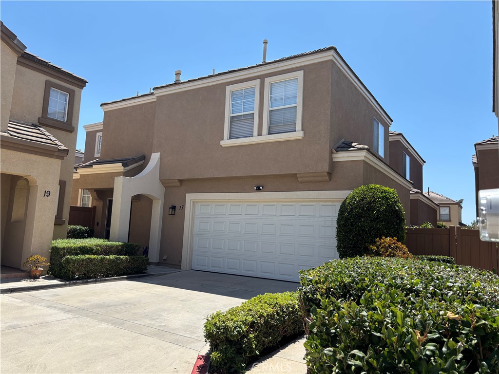 17 Rue Fontaine, Lake Forest, CA 92610 — photo 1