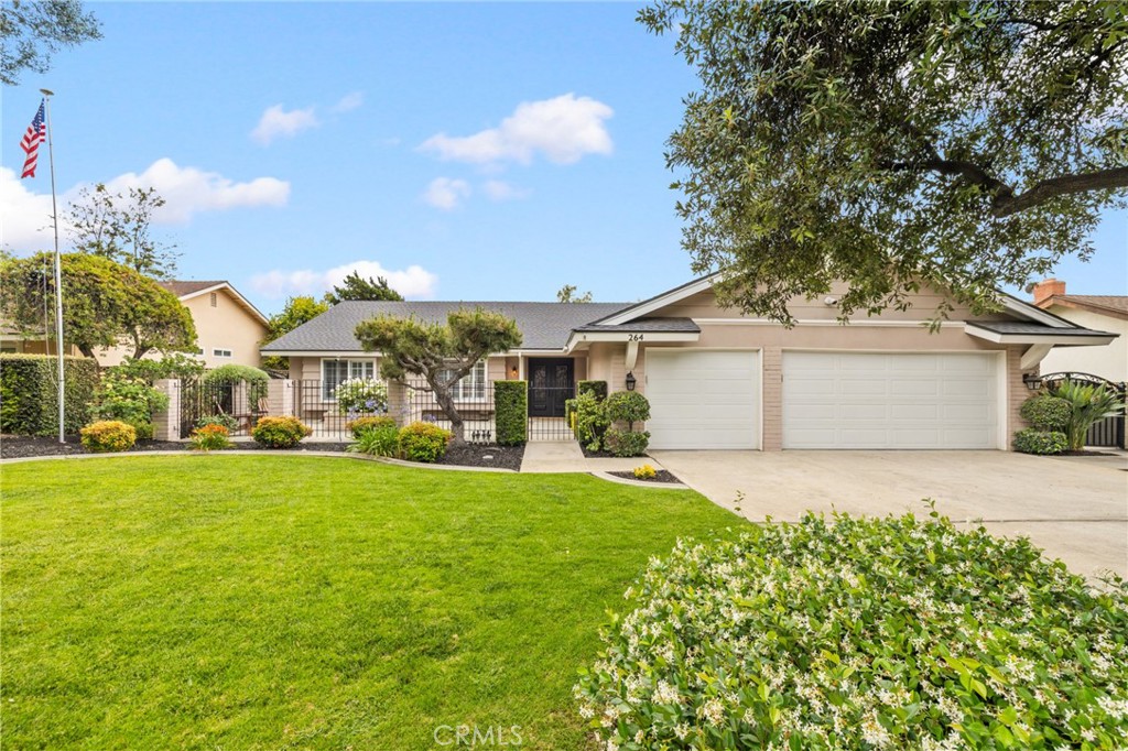 264 E Radcliffe Drive, Claremont, CA 91711 — photo 1