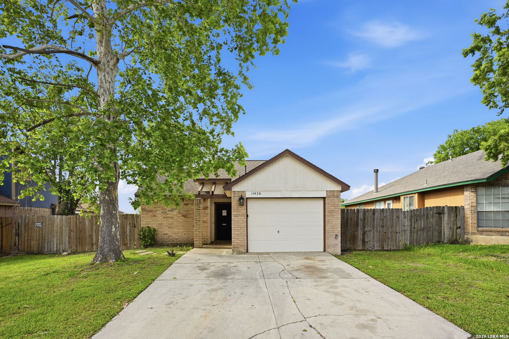 11426 LONG TRL, San Antonio, TX 78245 — photo 1