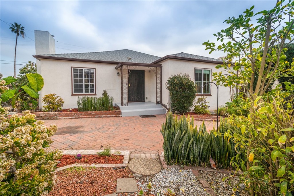 870 N Alexandria Avenue, Los Angeles, CA 90029 — photo 1