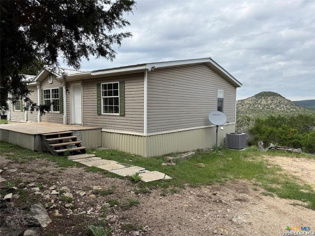 621 STENEN DR, Canyon Lake, TX 78133 — photo 1