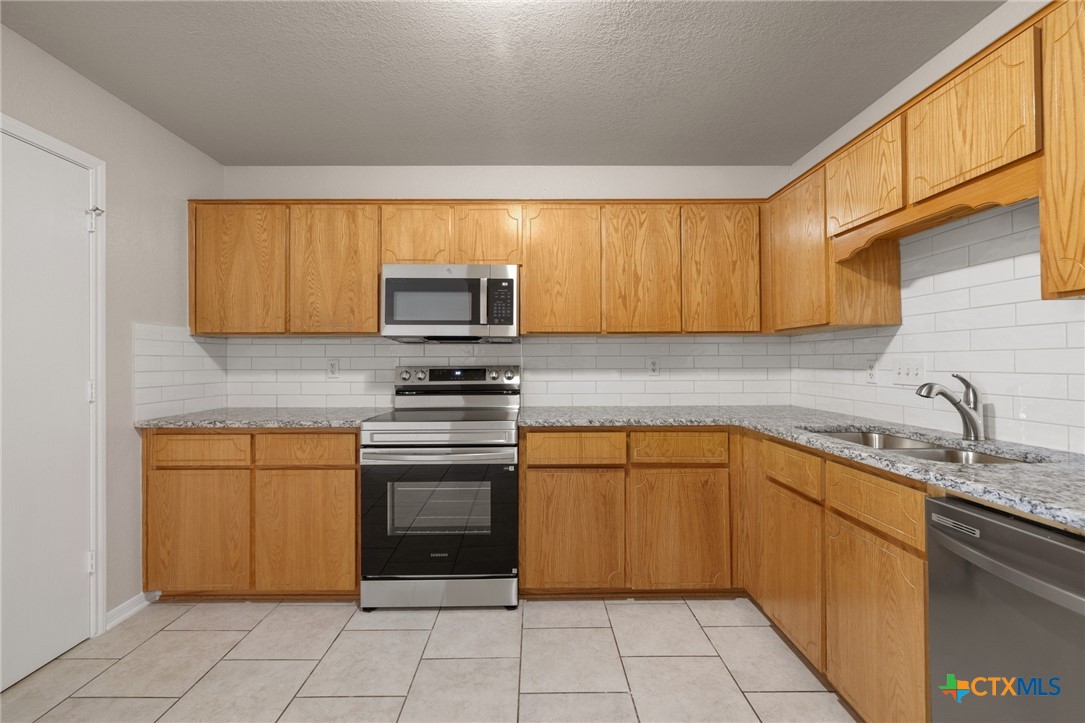1407 Pima, Harker Heights, TX 76548 — photo 1