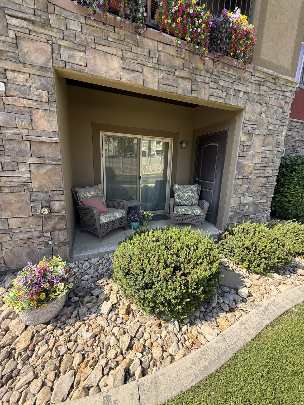 157 E JORDAN BLVD #302, Saratoga Springs, UT 84045 — photo 1