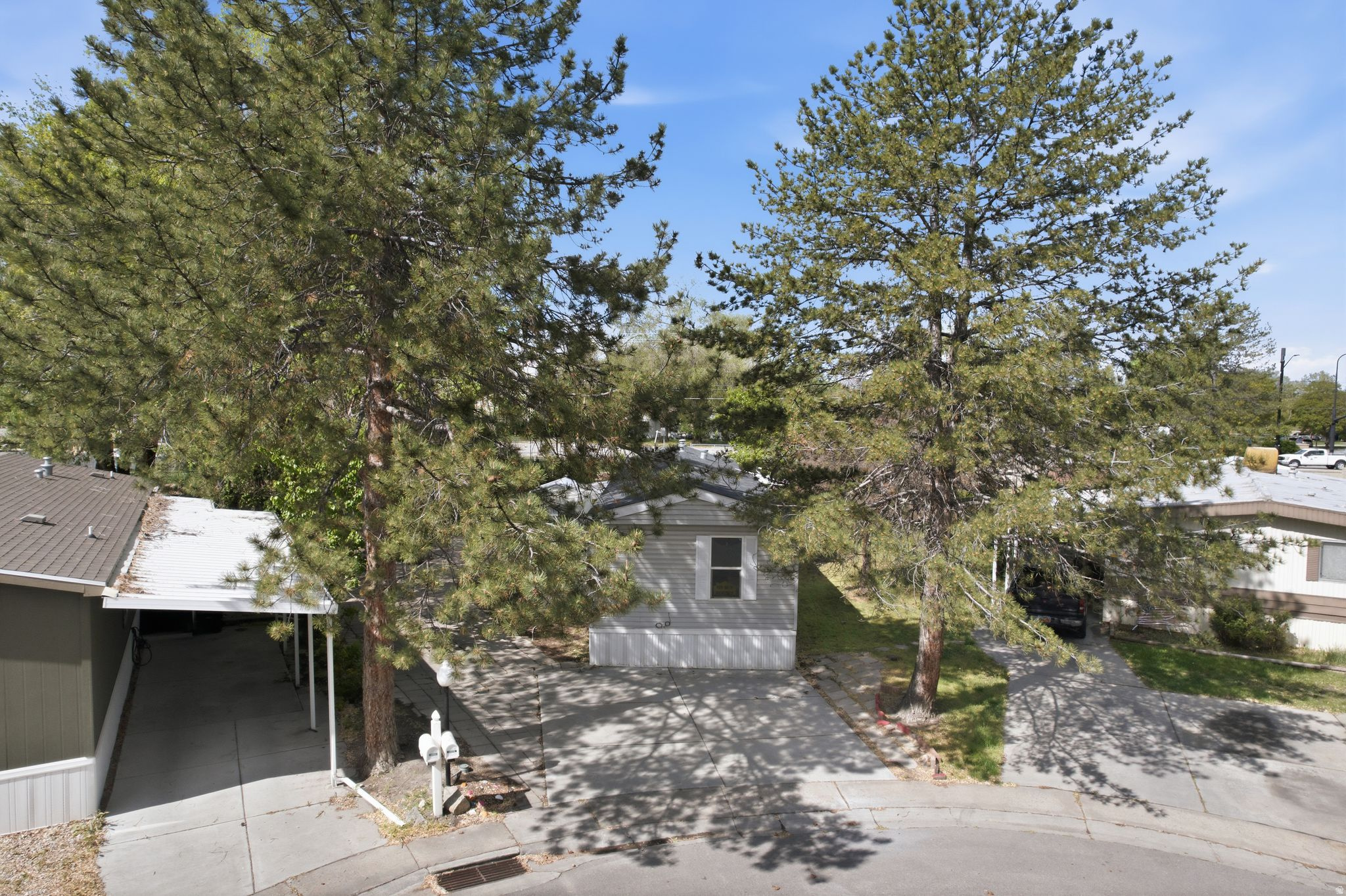 1675 W INDIAN SUMMER DR, Salt Lake City, UT 84116 — photo 1