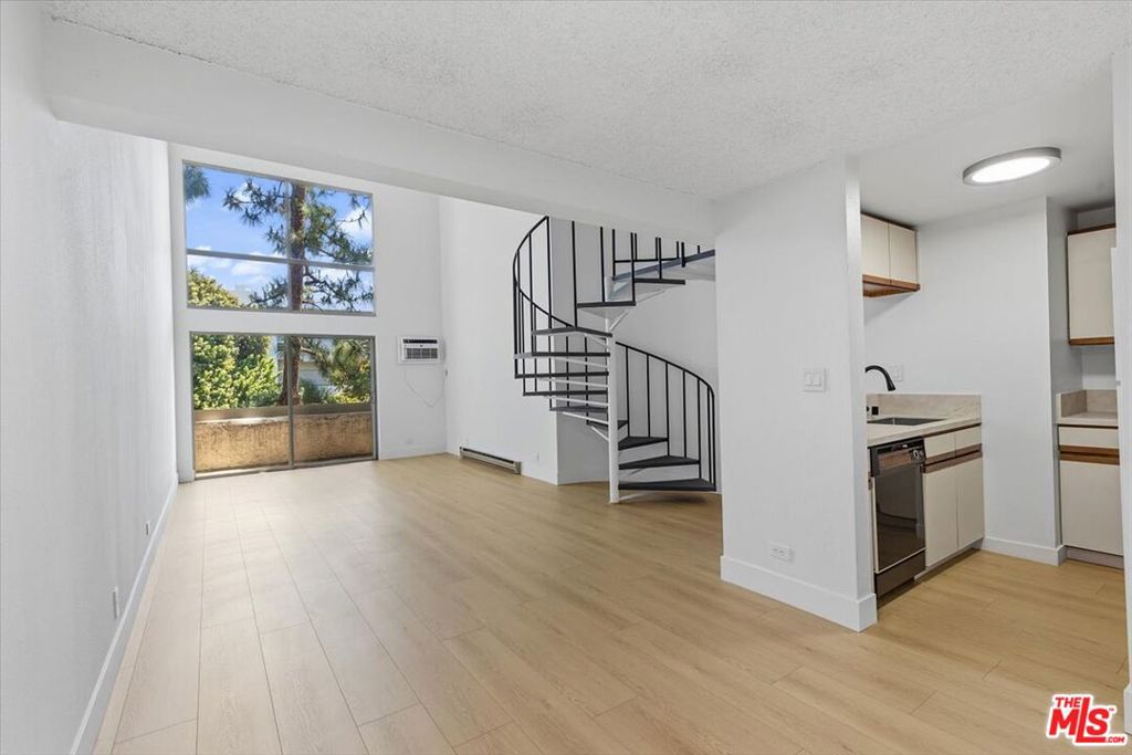 1440 Veteran Avenue 348, Los Angeles, CA 90024 — photo 1