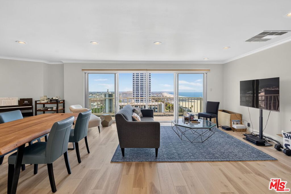 101 California Avenue 1404, Santa Monica, CA 90403 — photo 1