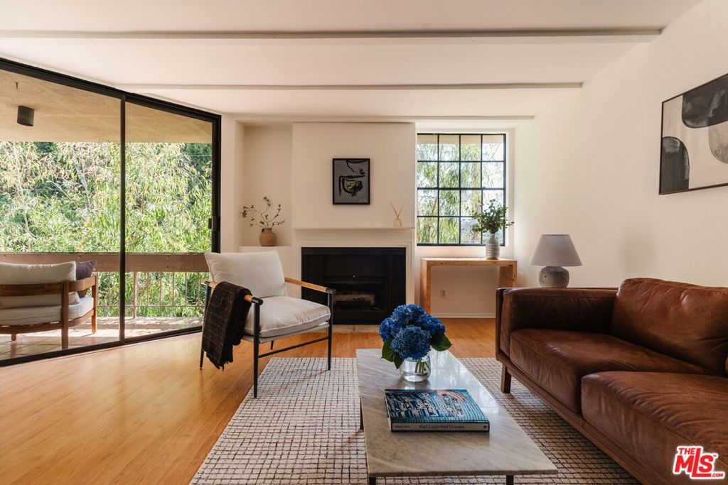 750 N Kings Road 315, Los Angeles, CA 90069 — photo 1