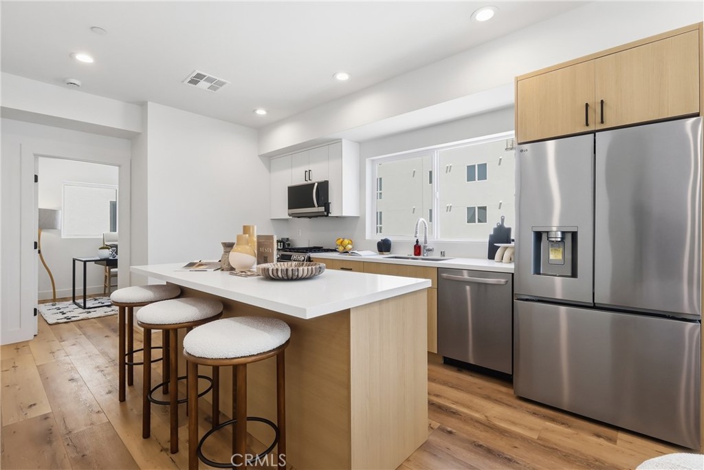 640 N Ardmore Avenue, Los Angeles, CA 90004 — photo 1
