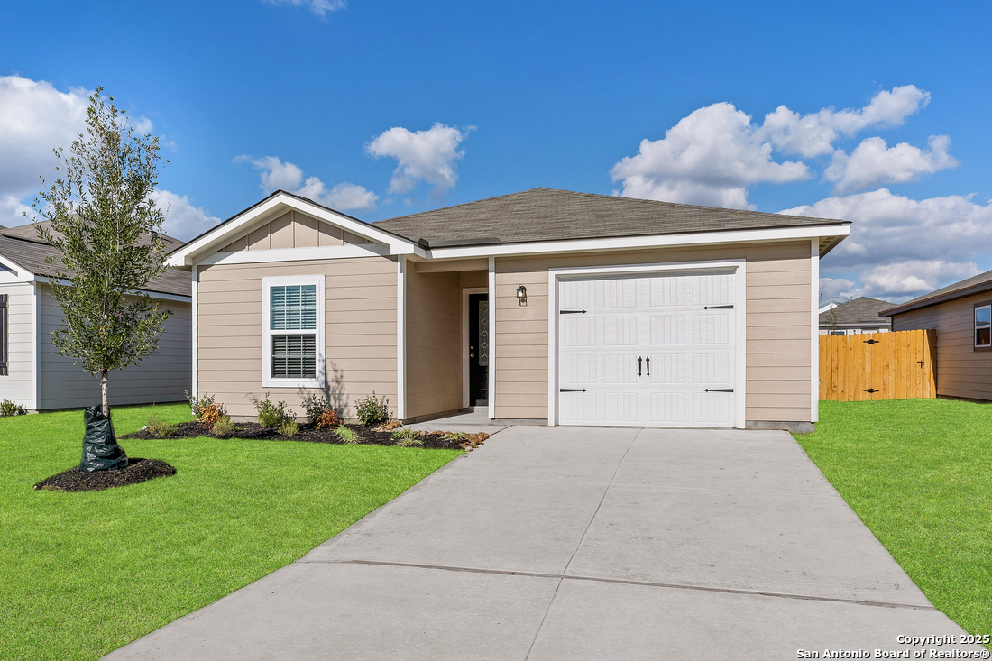 10931 Chippewa Trace, , 78109 — photo 1