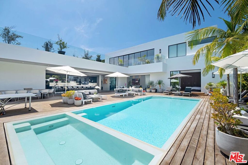 9570 Sunset Boulevard, Beverly Hills, CA 90210 — photo 1